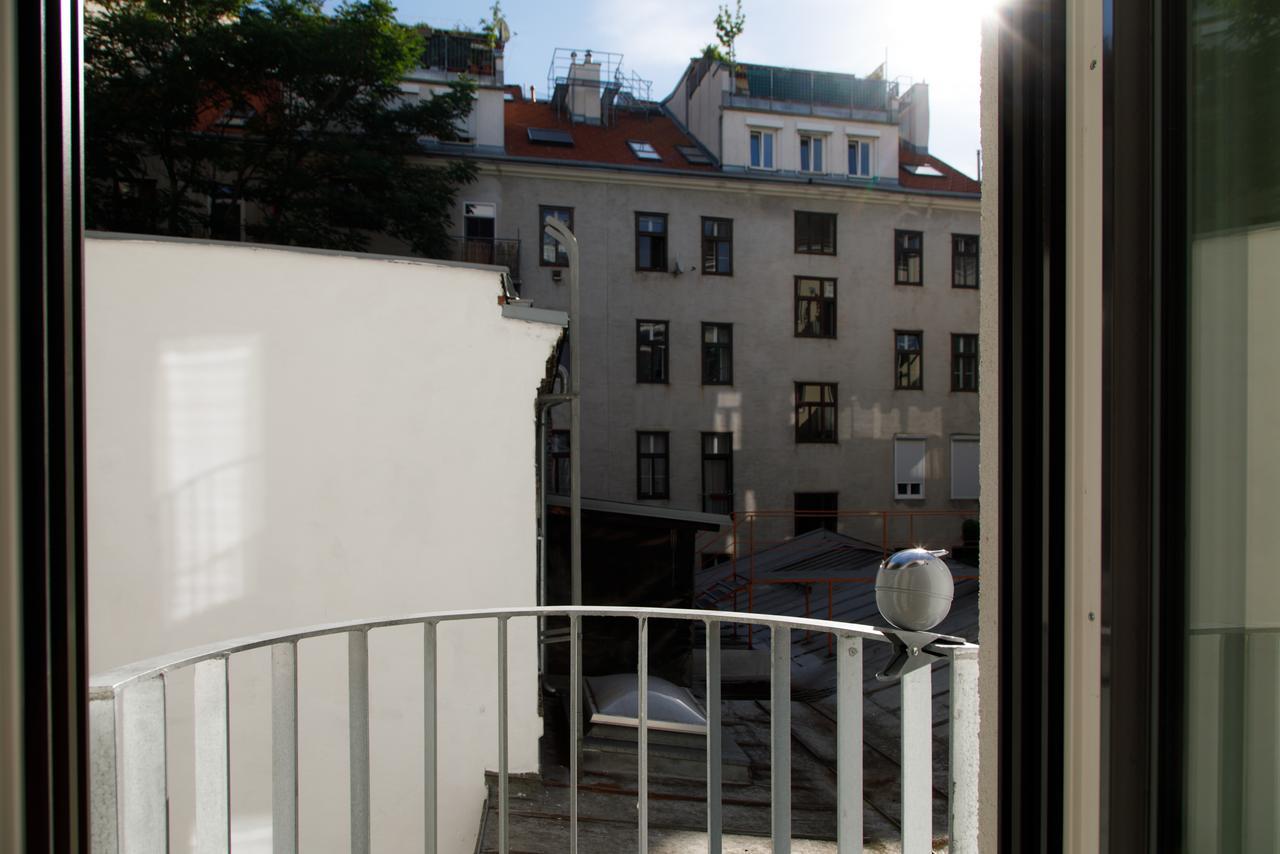 Vienna Westside Apartments - Contactless Check-In Exterior photo